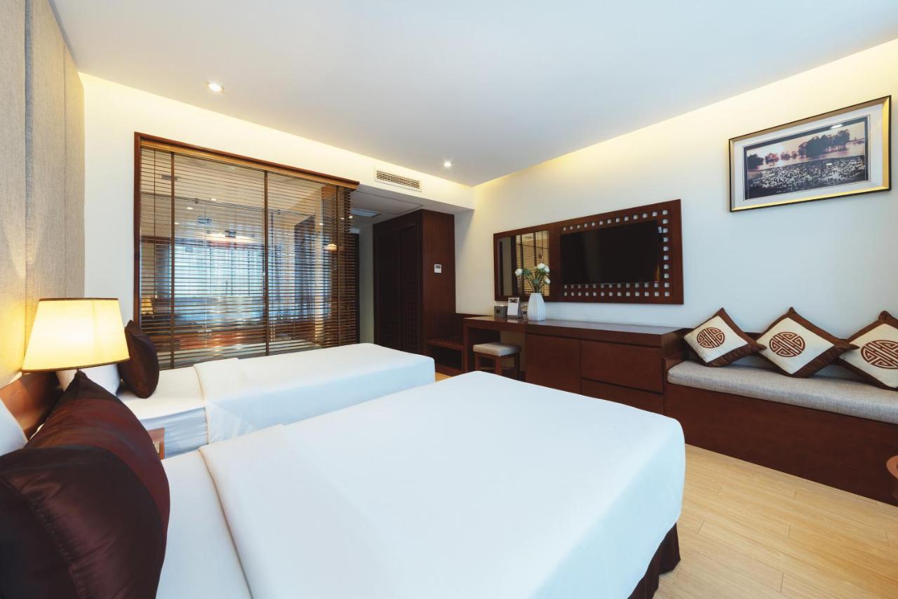 Paragon Saigon Hotel Ho Şi Min Exterior foto